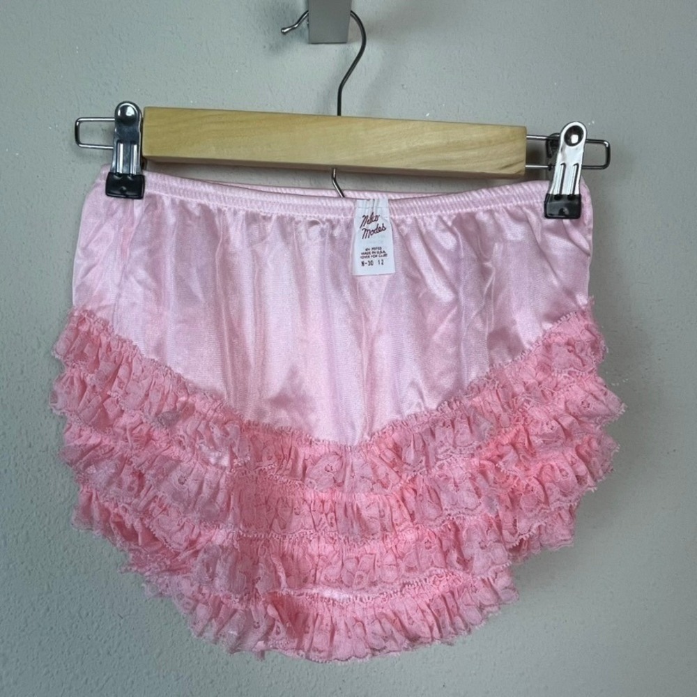 Malco Modes Ruffle Undies  Womens 12 Pink Coquette Vintage Lace Bloomers‎ USA